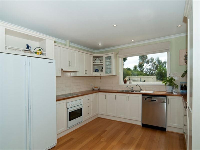 Lot 32 The Barracks, Cockatoo Valley SA 5351