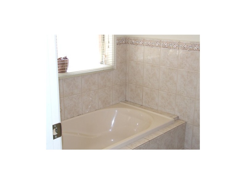 3 James Road, Lewiston SA 5501