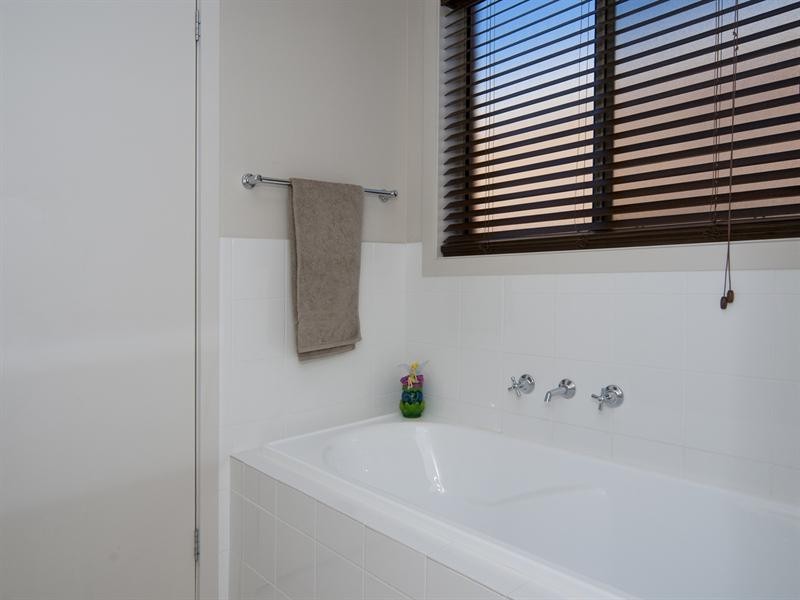 65 Lakeside Drive, Andrews Farm SA 5114