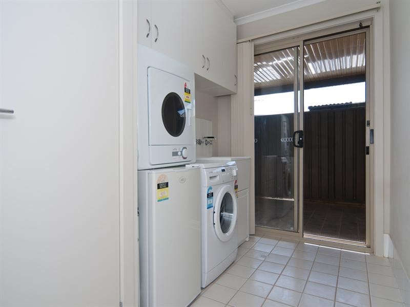 65 Lakeside Drive, Andrews Farm SA 5114