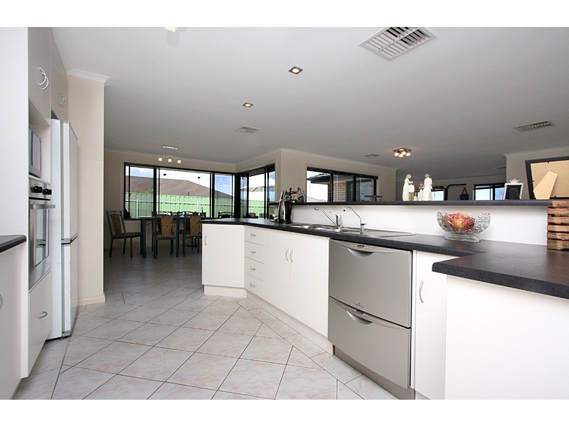 38 Osprey Parade, Hewett SA 5118