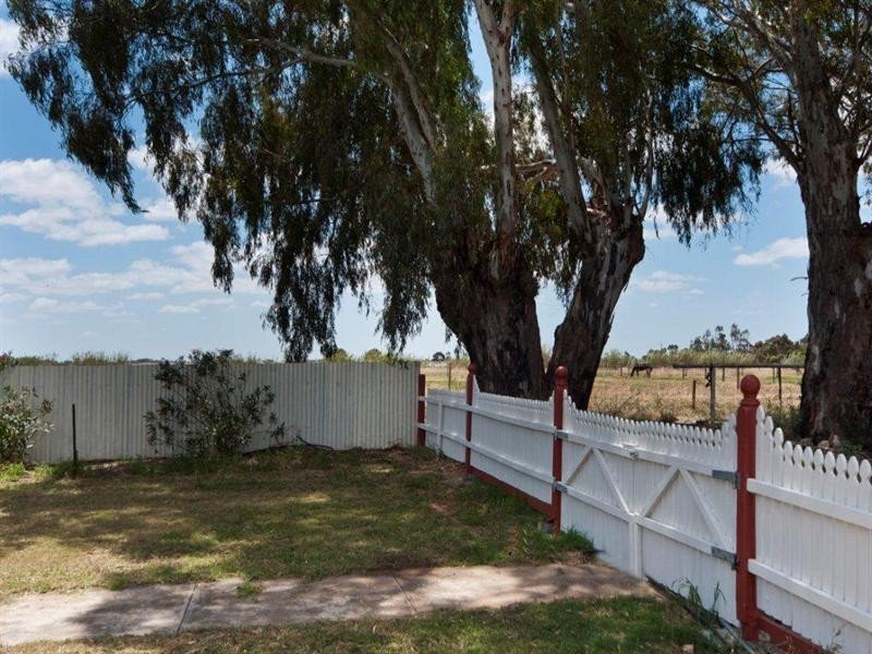 Lot 102 Roberts Road, Lewiston SA 5501