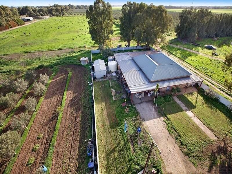 Lot 102 Roberts Road, Lewiston SA 5501