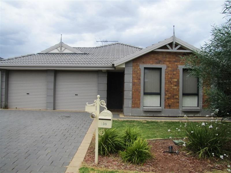 139 Lakeside Drive, Andrews Farm SA 5114