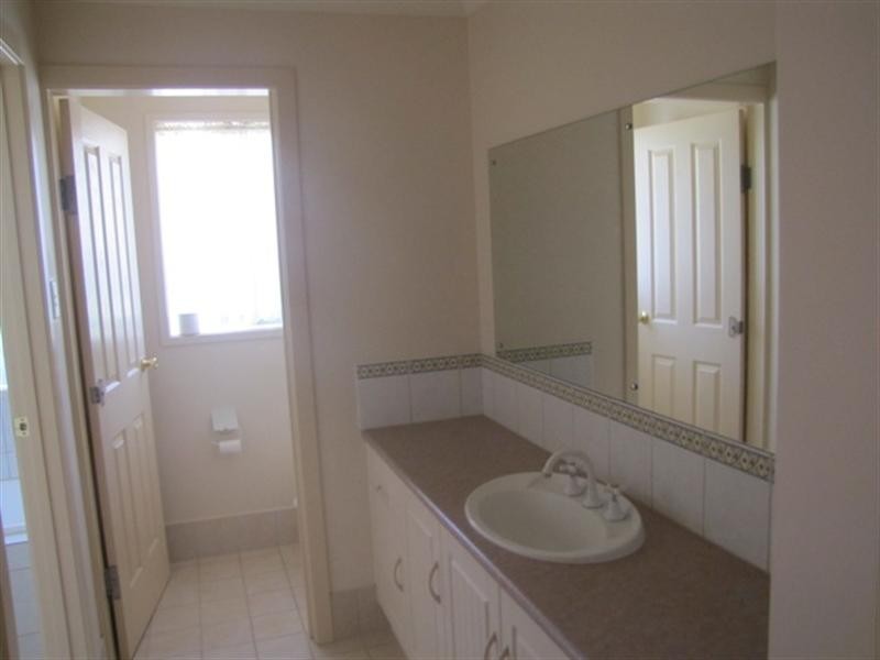 10 Gleeson Grove, Evanston Park SA 5116