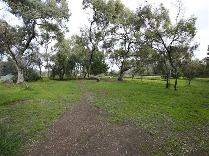 92 Gawler Road, Lewiston SA 5501