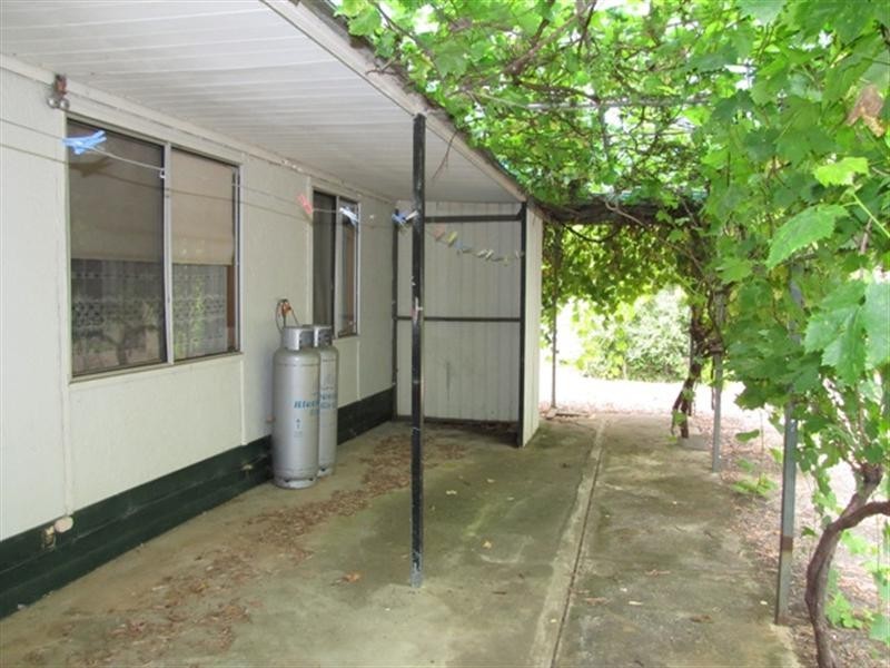 9 Hartley Street, Riverton SA 5412