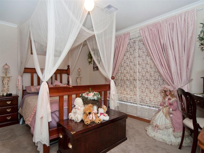 28 Swallow Drive, Hewett SA 5118