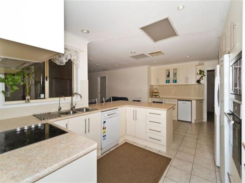 10 Lionel Road, Lewiston SA 5501