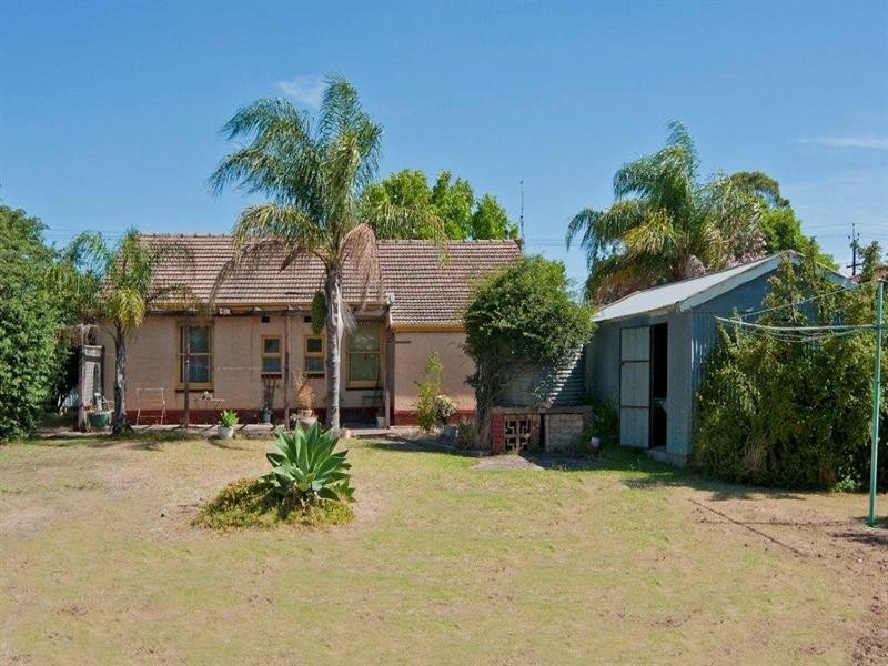 142 Raglan Avenue, South Plympton SA 5038