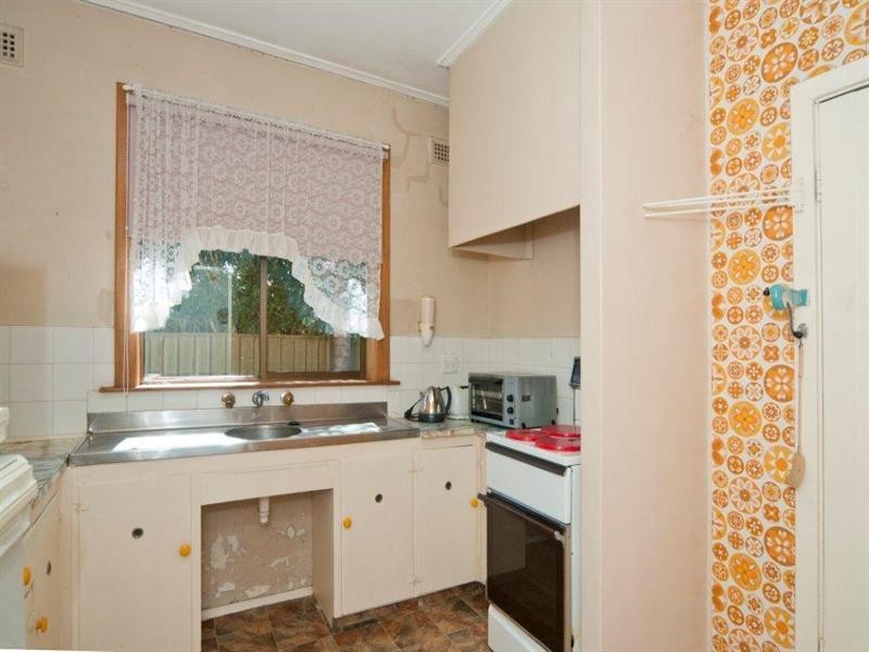 142 Raglan Avenue, South Plympton SA 5038