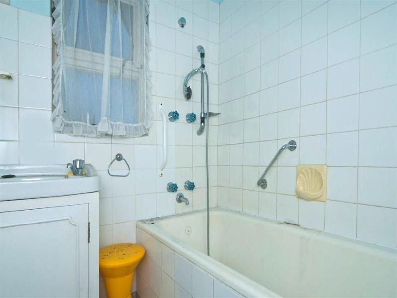 142 Raglan Avenue, South Plympton SA 5038