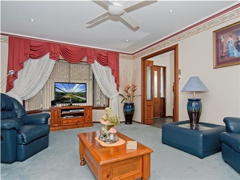 17 Hemaford Grove, Gawler East SA 5118