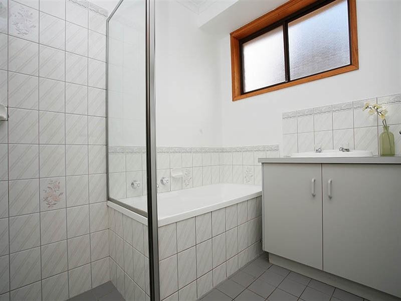 1 Siostrom Court, Willaston SA 5118