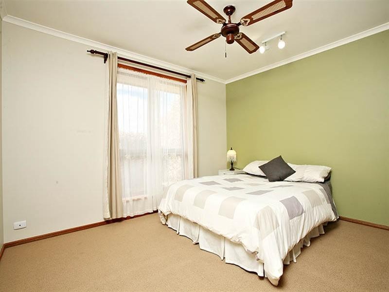 1 Siostrom Court, Willaston SA 5118