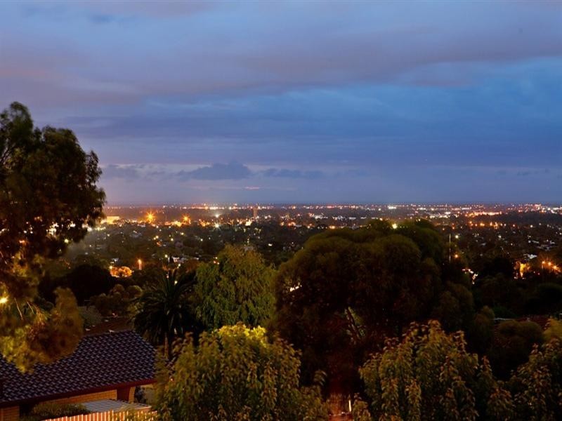 4 Skyline Drive, Hillbank SA 5112