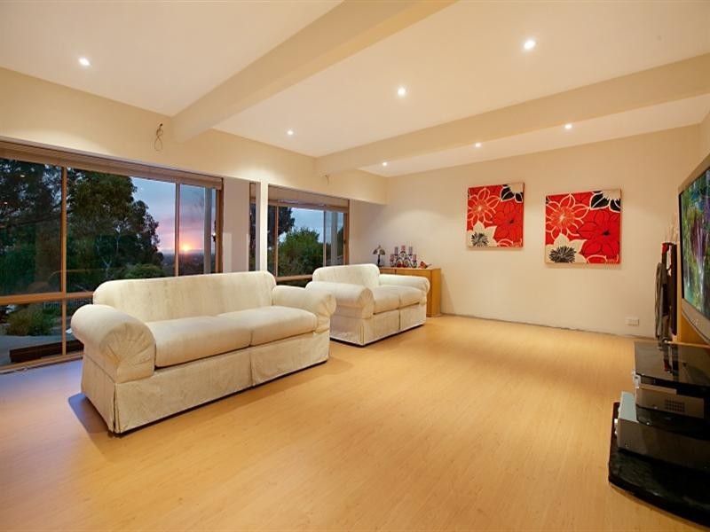 4 Skyline Drive, Hillbank SA 5112