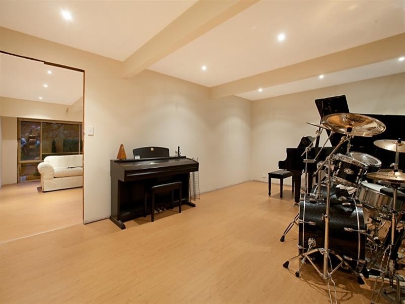 4 Skyline Drive, Hillbank SA 5112