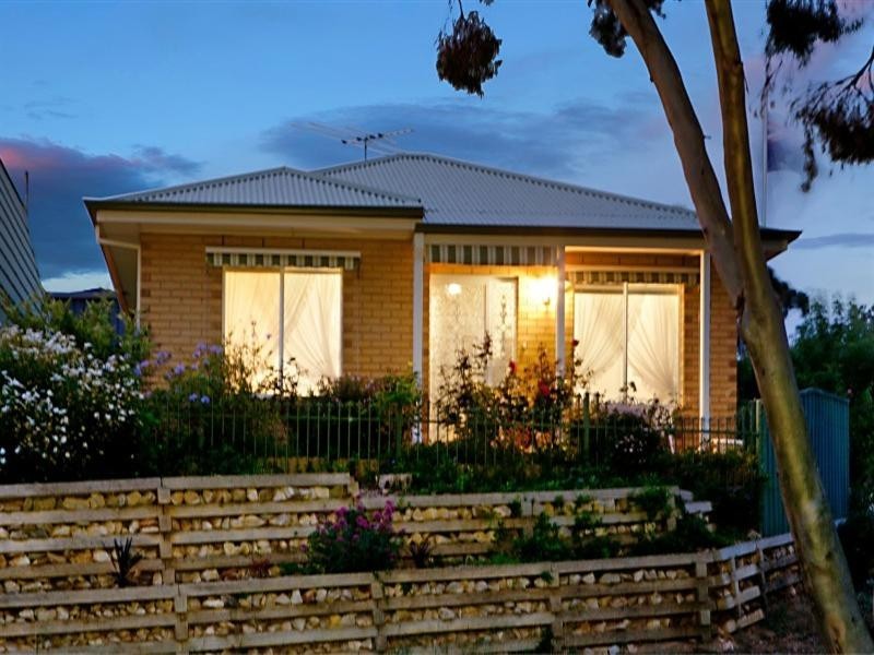 4 Skyline Drive, Hillbank SA 5112