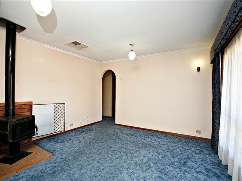 4 Olive Court, Parafield Gardens SA 5107