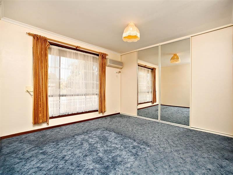 4 Olive Court, Parafield Gardens SA 5107