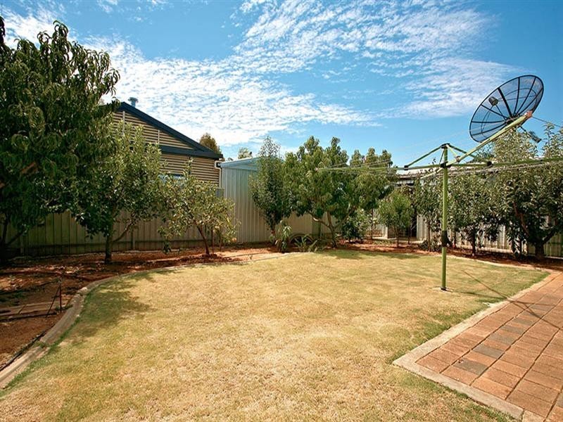 4 Olive Court, Parafield Gardens SA 5107