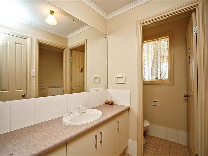 8 Jacob Street, Springton SA 5235