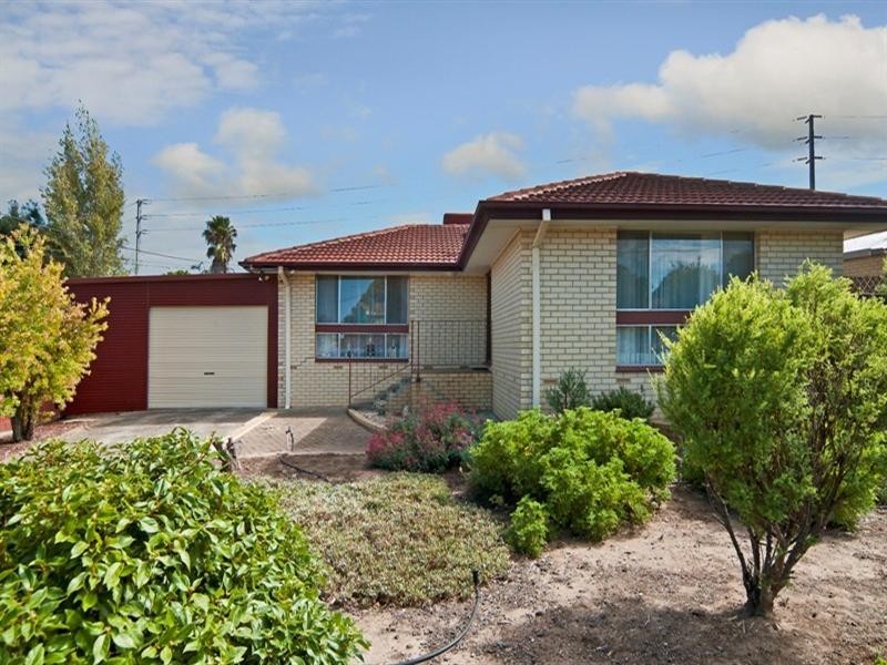 12 Abelia Avenue, Para Vista SA 5093