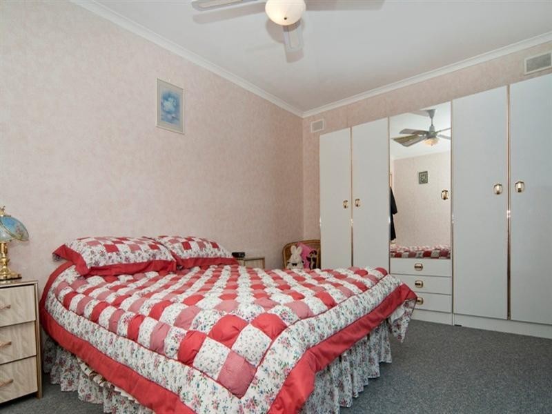 12 Abelia Avenue, Para Vista SA 5093