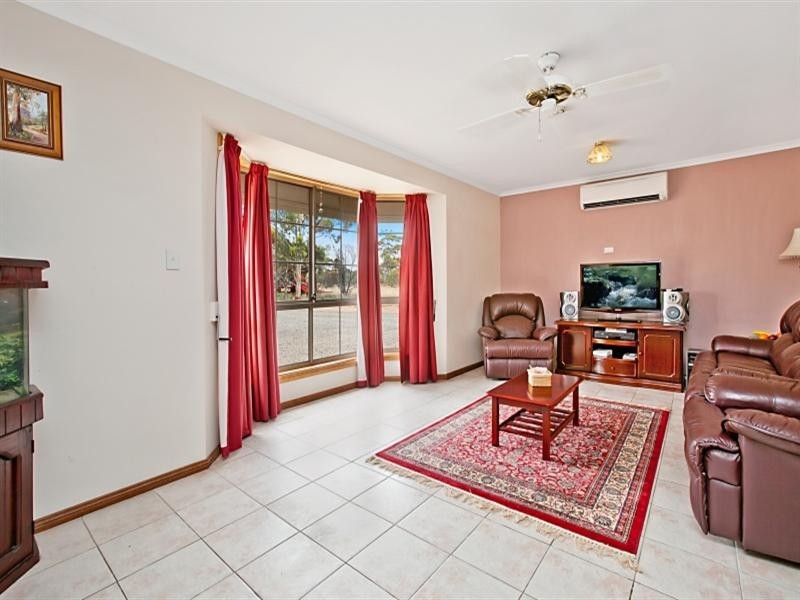 Lot 4 V Hancock Road OWEN Via, Mallala SA 5502