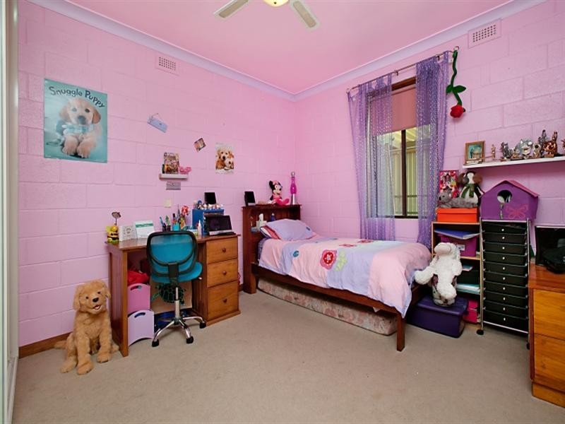 6 Main Street, Owen SA 5460