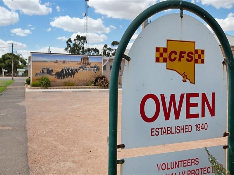 6 Main Street, Owen SA 5460