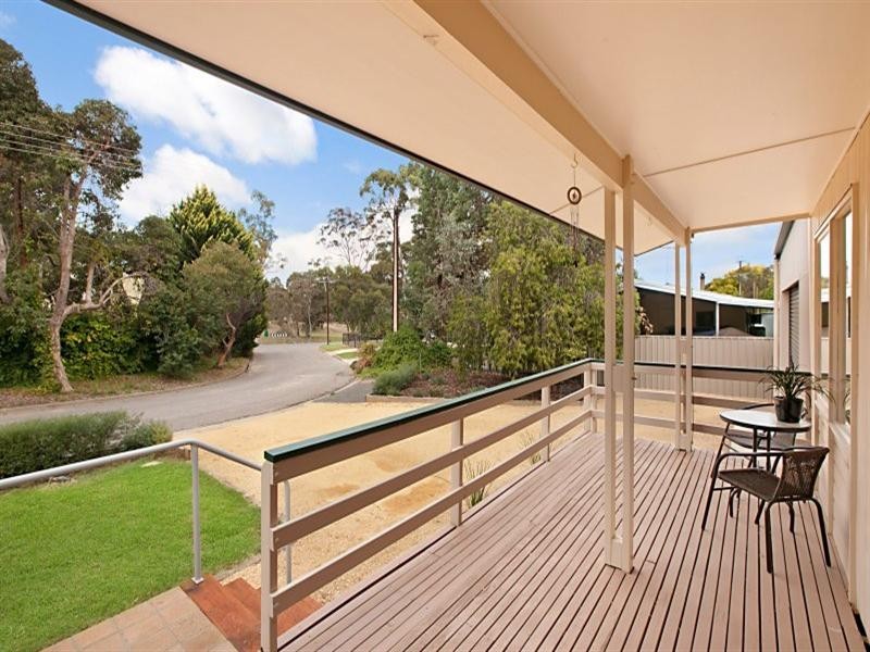 2 Pinson Court, Williamstown SA 5351