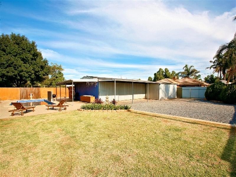 2 Valiant Road, Munno Para West SA 5115