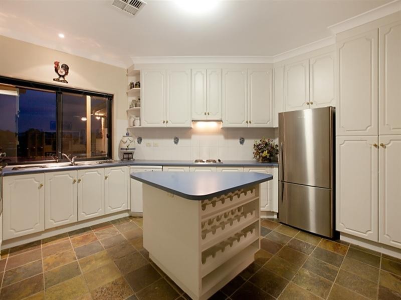 43 Schlodder Road Dublin VIA, Two Wells SA 5501