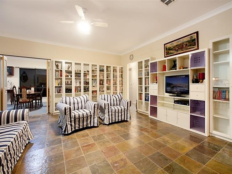 43 Schlodder Road Dublin VIA, Two Wells SA 5501