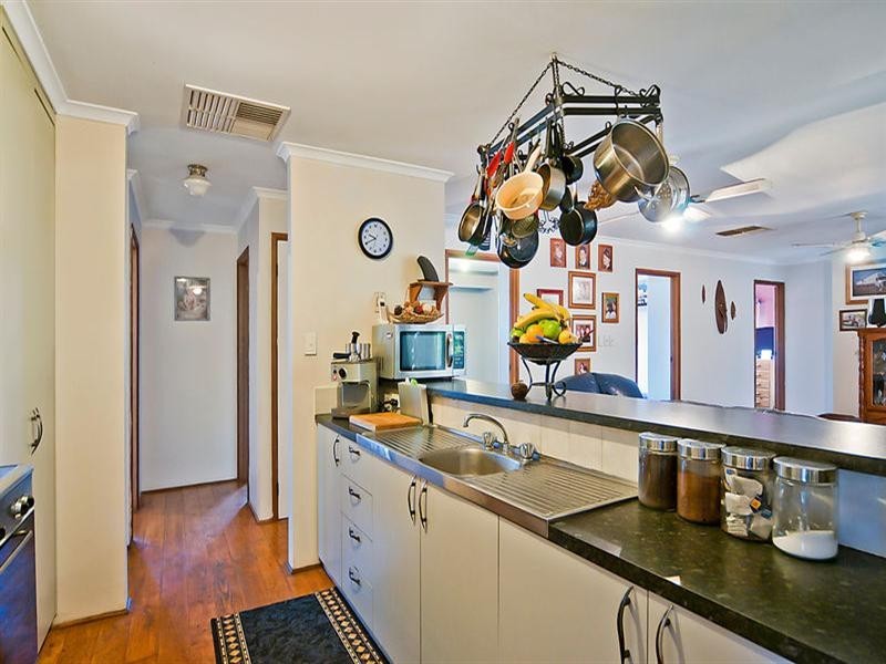 6 Warragal Court, Andrews Farm SA 5114