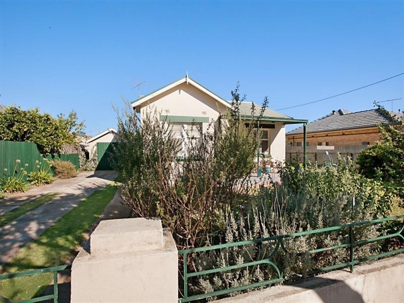 15 Third Street, Gawler South SA 5118