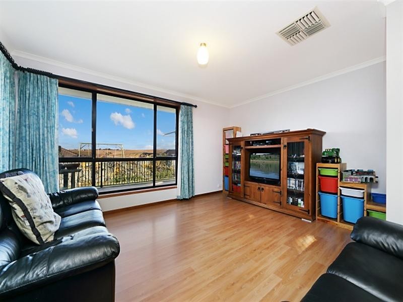 13 Explorer Parade, Hewett SA 5118