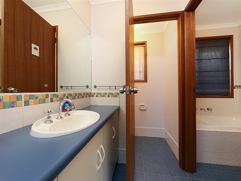 13 Explorer Parade, Hewett SA 5118