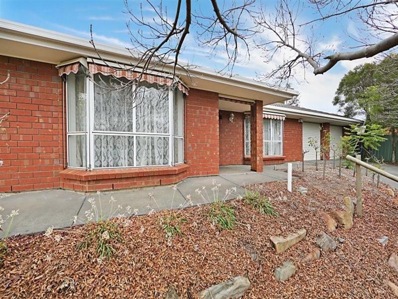 16 Willow Garden, Hillbank SA 5112