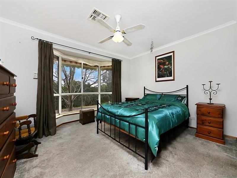 16 Willow Garden, Hillbank SA 5112