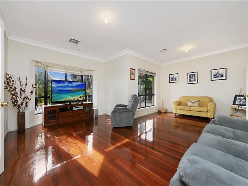 12 Purcell Grove, Evanston Park SA 5116