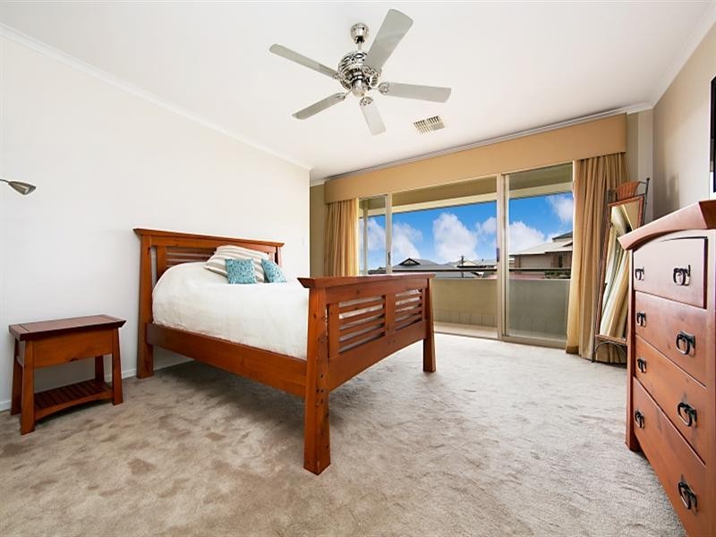 19 Selway Place, Evanston Park SA 5116