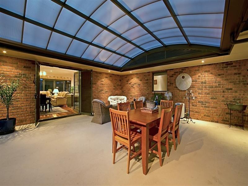 2 Whiteman Road, Williamstown SA 5351