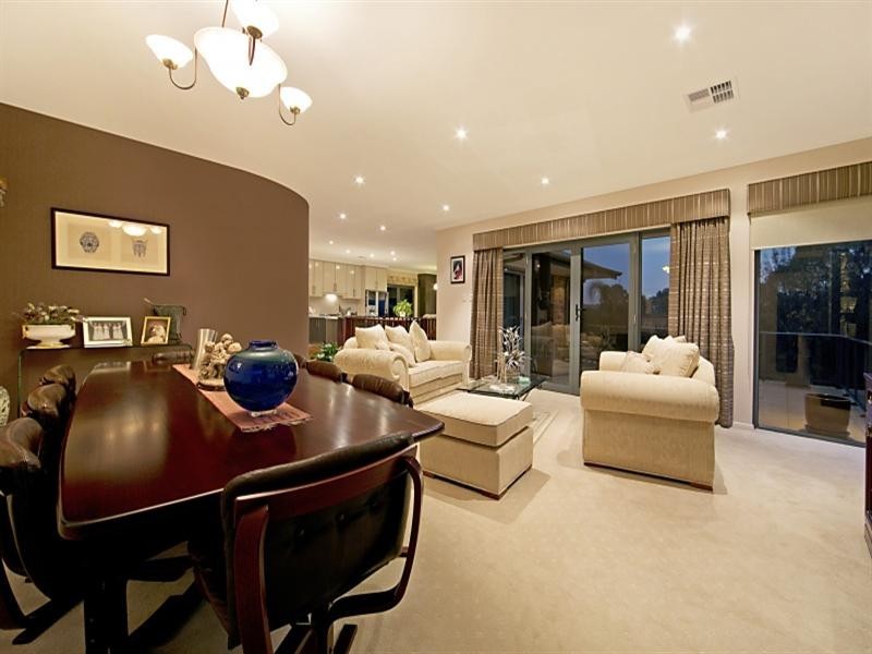 2 Whiteman Road, Williamstown SA 5351