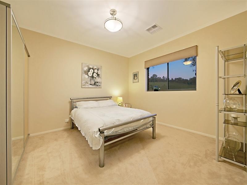 2 Whiteman Road, Williamstown SA 5351
