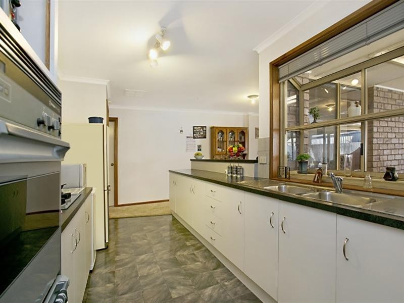 2 Symes Court, Willaston SA 5118