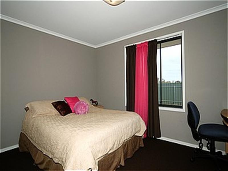 9 Ramnet Circuit, Munno Para West SA 5115