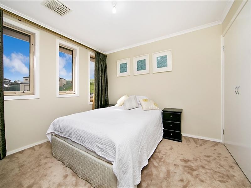 19 Selway Place, Evanston Park SA 5116